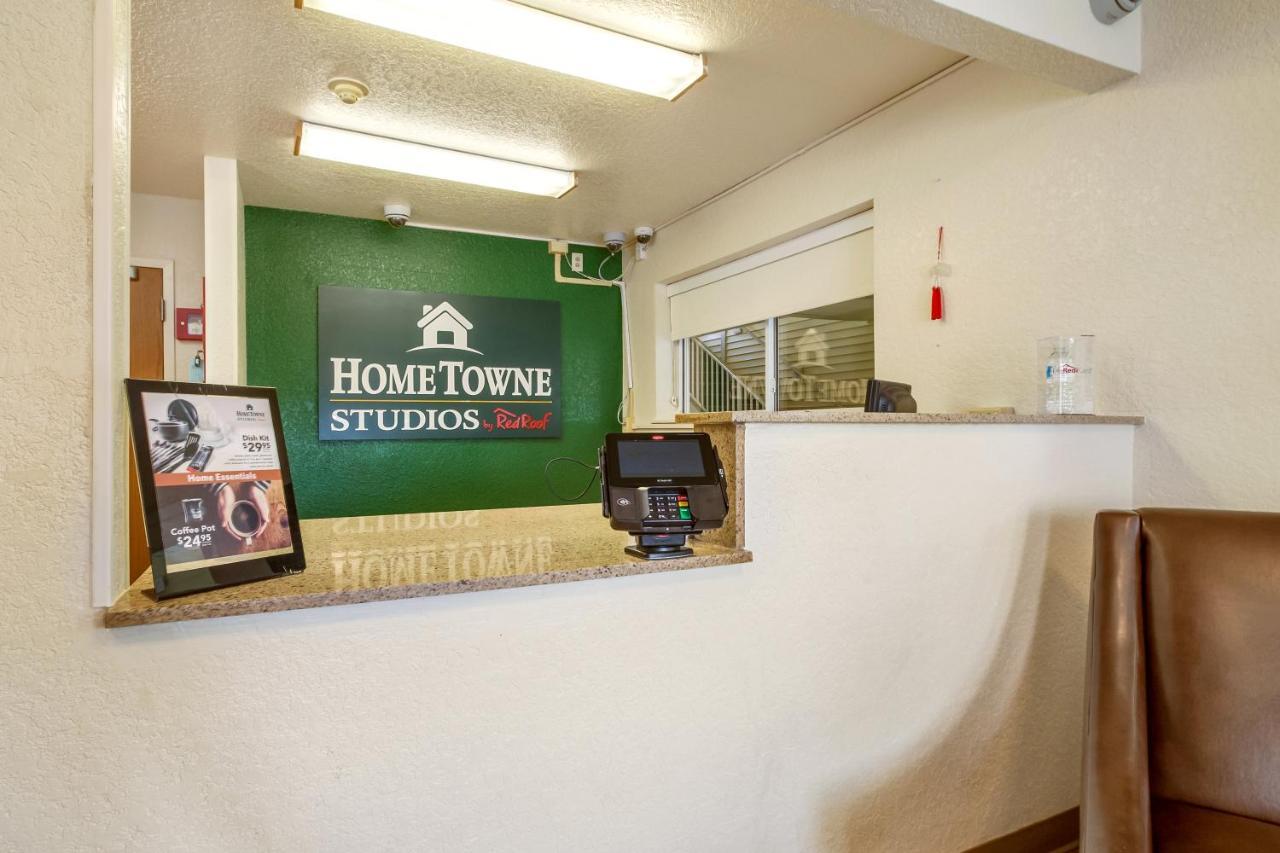Hometowne Studios By Red Roof Philadelphia - Maple Shade, Nj Екстериор снимка